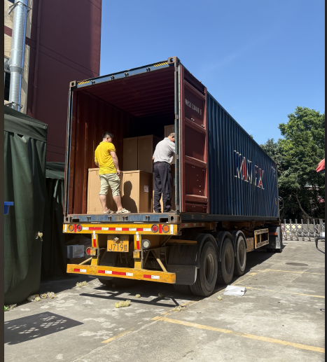 进口家具替代巴塞罗那椅