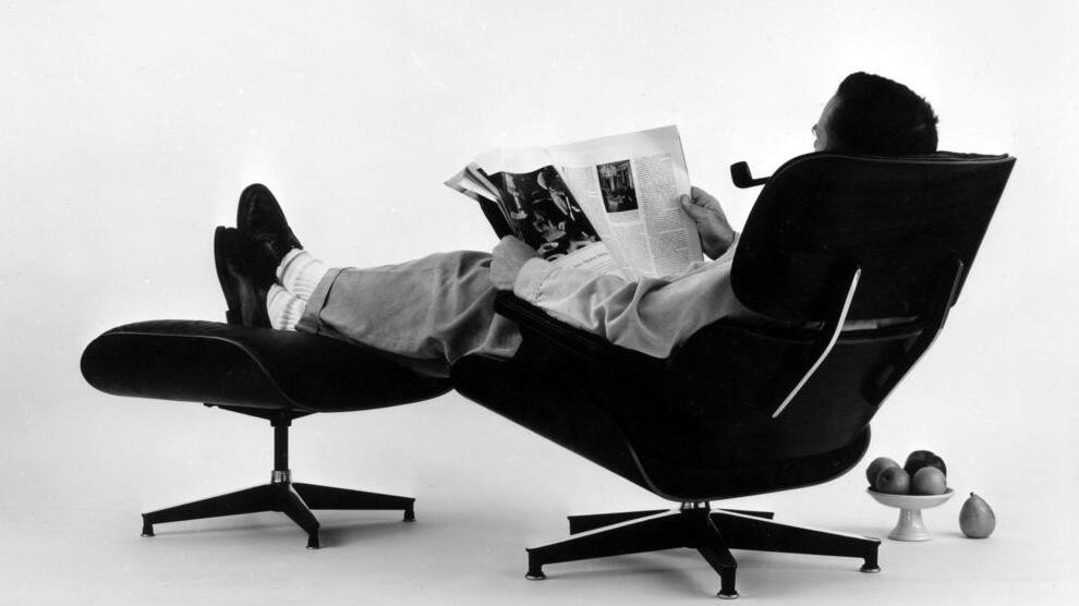 实测对比｜进口伊姆斯躺椅vs国产平替，差的只是价格？