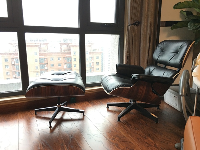 伊姆斯躺椅 eames lounge chair