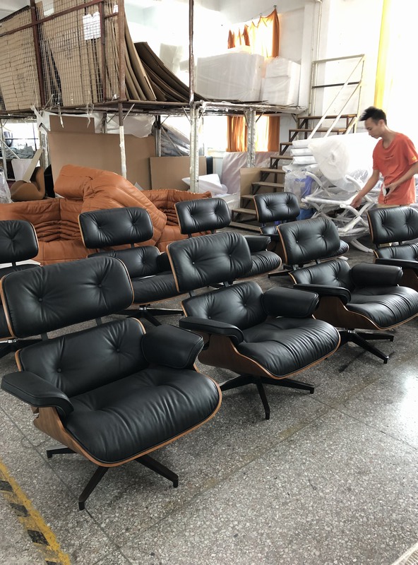 eames lounge chair (1) eames lounge chair (1)