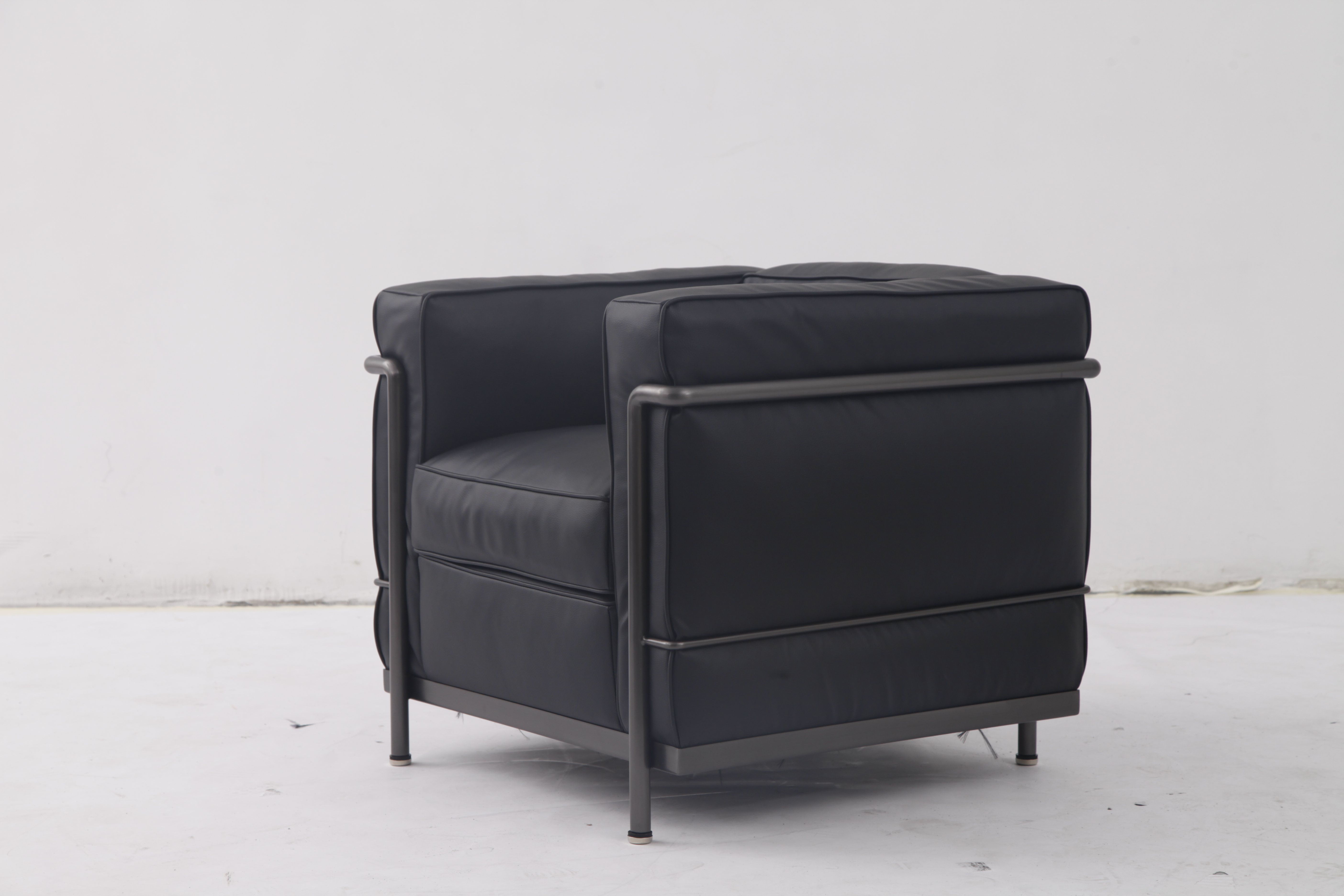 传奇经典沙发——LC3沙发