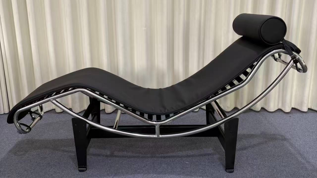 别被 “真皮” 标签误导！全真皮椅子的品质，藏在工厂的隐性基因里