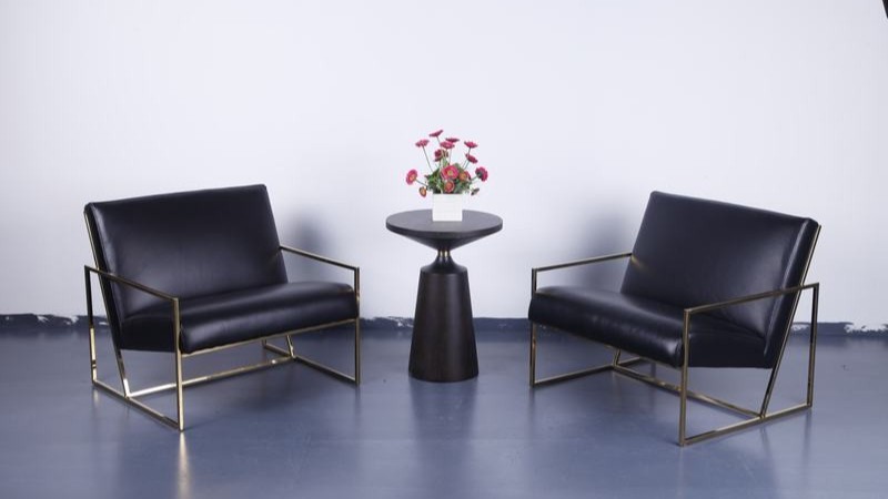 从一张椅到一套软装：德洛的皮沙发同源工厂，承包你的质感家居