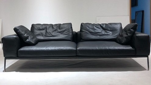 老匠人揭秘：全真皮沙发定制的质感，藏在工厂的 27 年积淀里