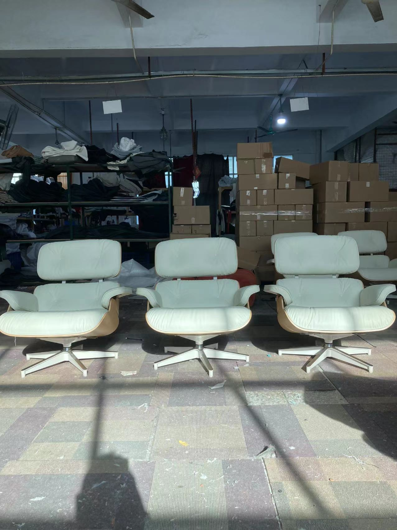 2021AB2E1D07469DE7D8F4962EE5BD83