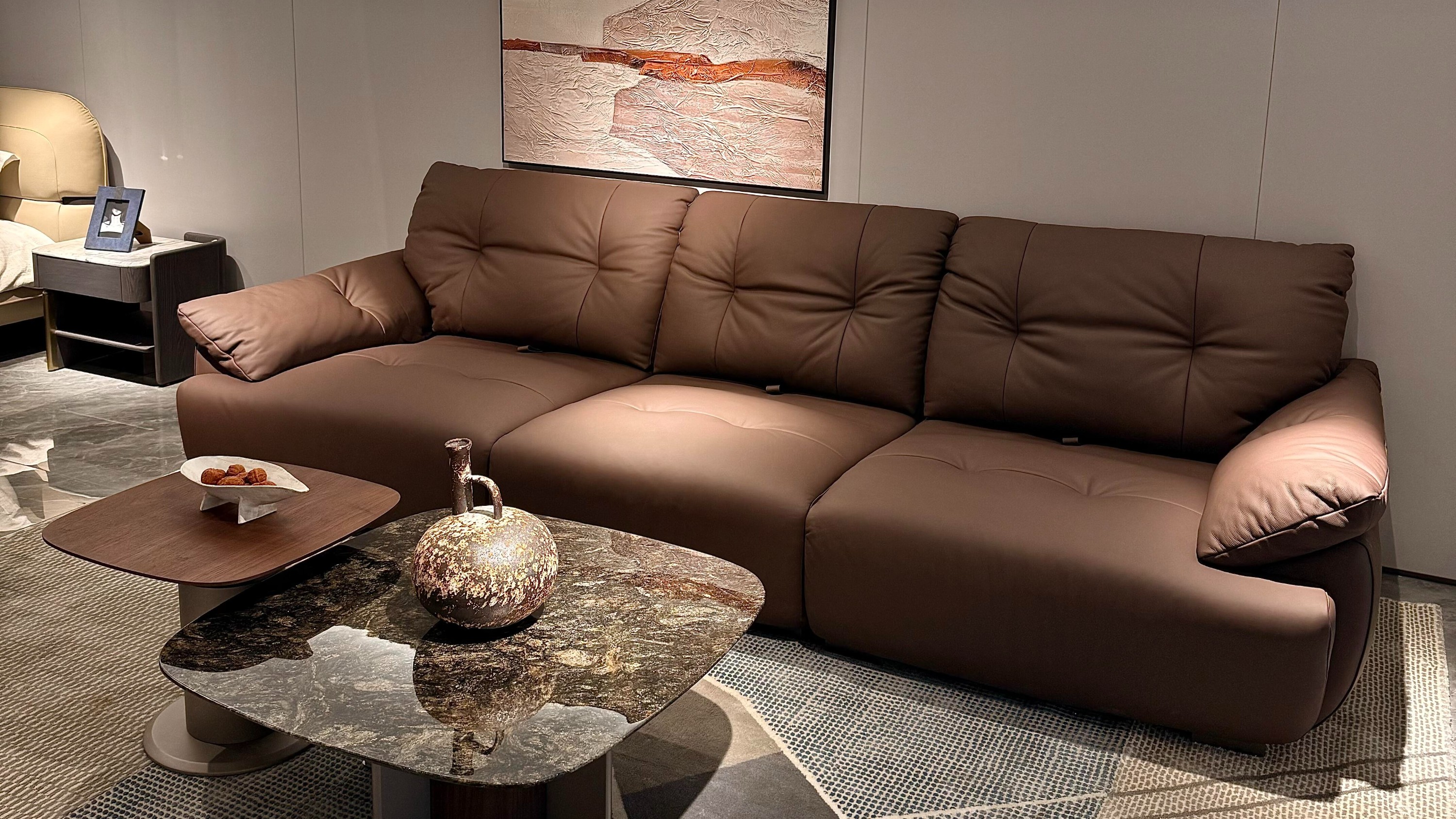 中古沙发工艺与设计哪家优？德洛（DELO SOFA）复刻经典匠心造