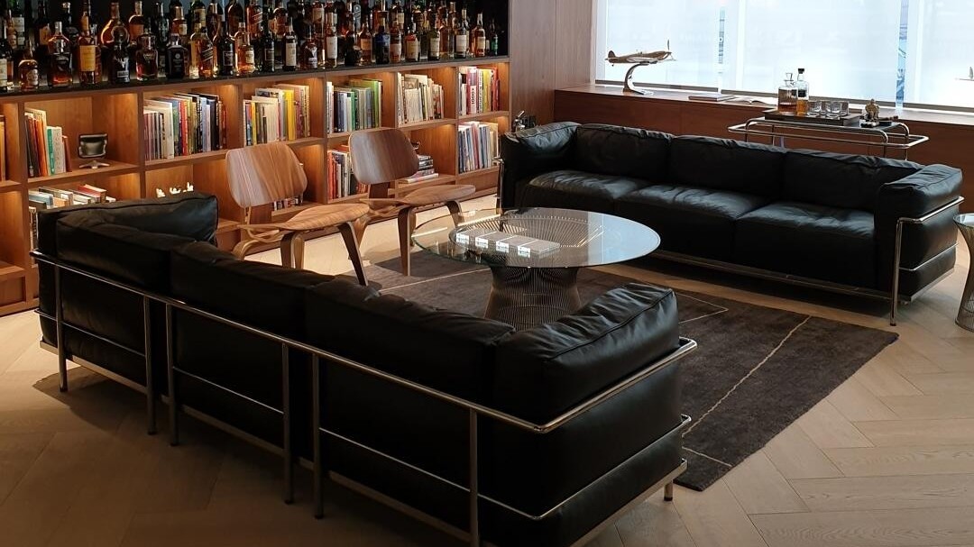 空间魔法师——德洛LC3皮艺沙发如何点亮您的理想居所